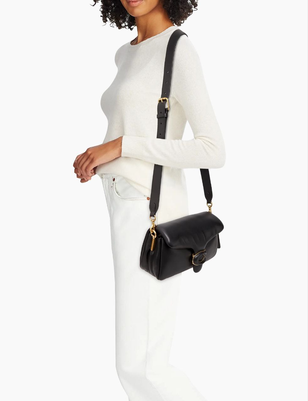 Coach pillow size 26