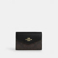 Flap Card Case

In Signature Canvas