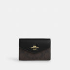 Flap Card Case

In Signature Canvas