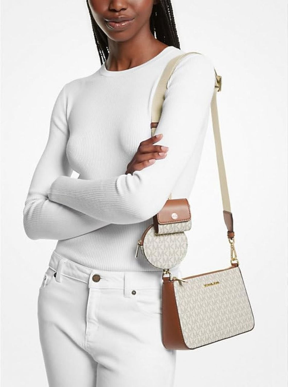 Michael Kors Jet Set Charm Medium Camera Bag