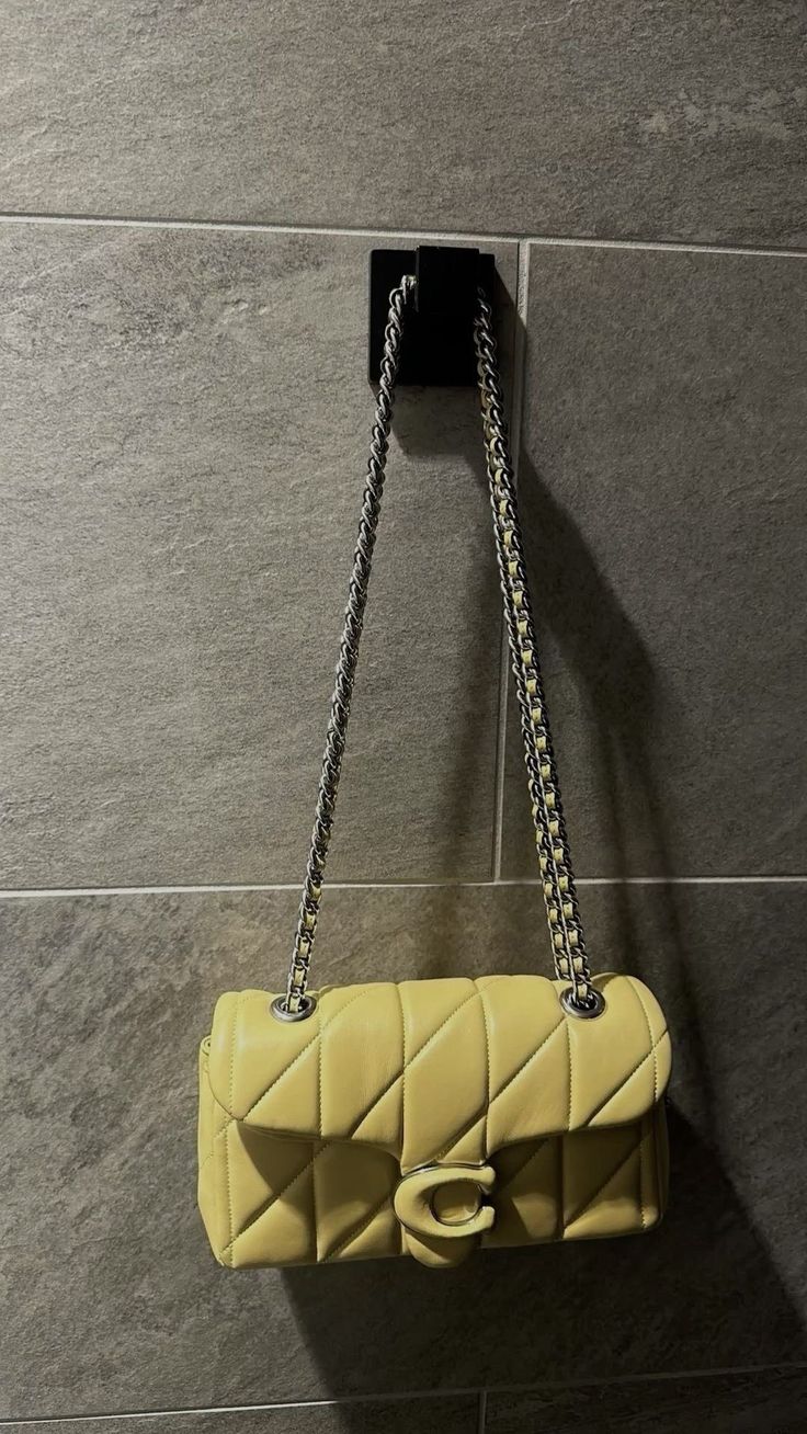 Tabby coach shoulder bag 26 yellow